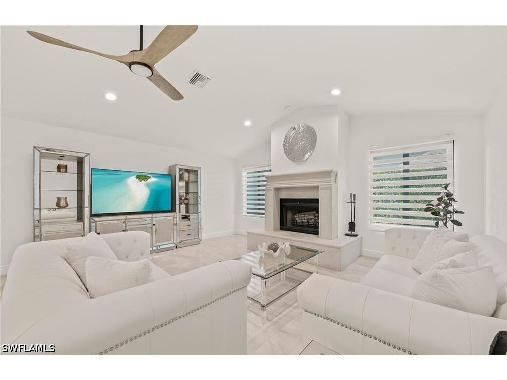 2307 Queens Way Naples FL 34112 226014374 image17