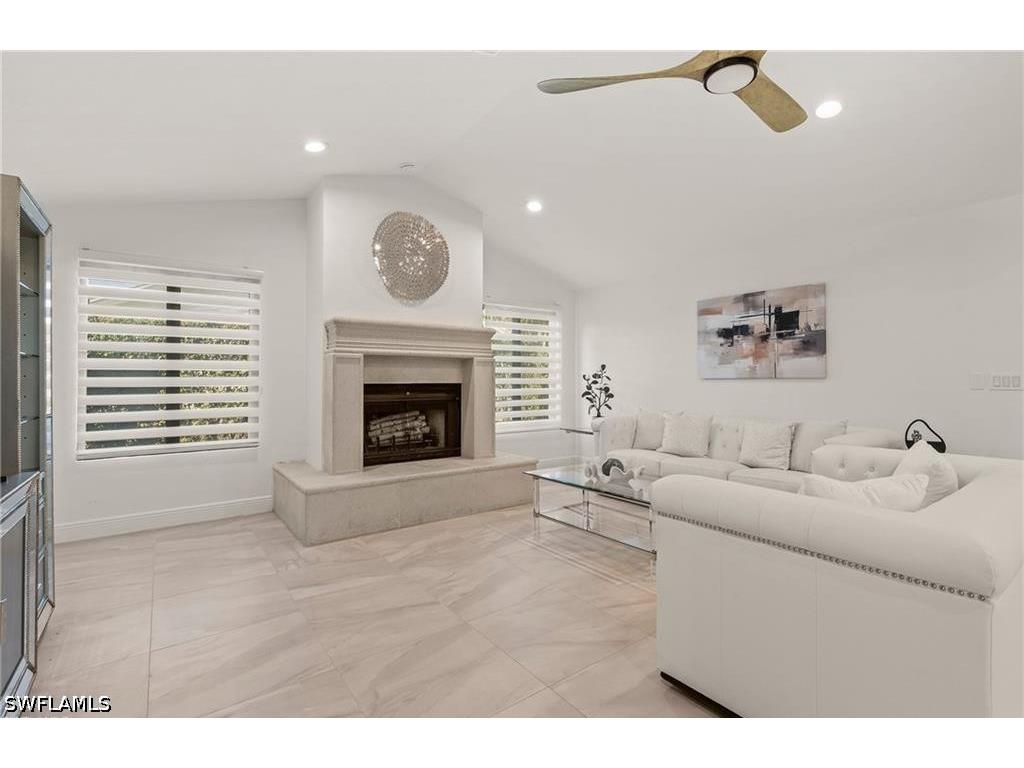 2307 Queens Way Naples FL 34112 226014374 image18
