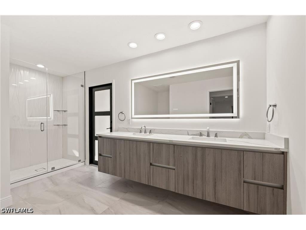 2307 Queens Way Naples FL 34112 226014374 image26