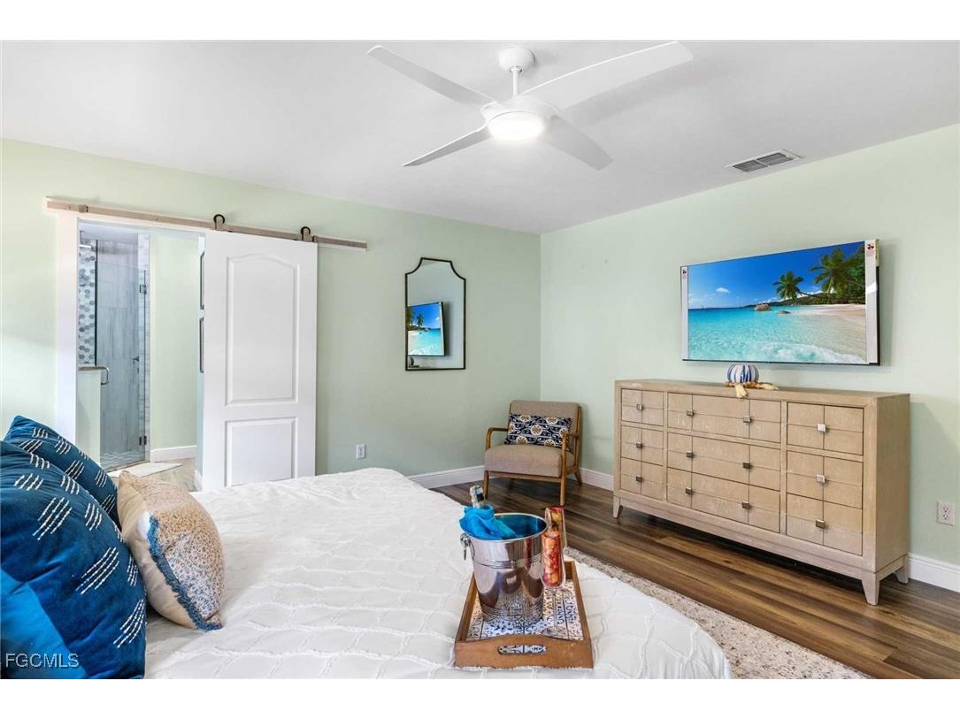 2307 SW 40th Street Cape Coral FL 33914 2025010222 image14