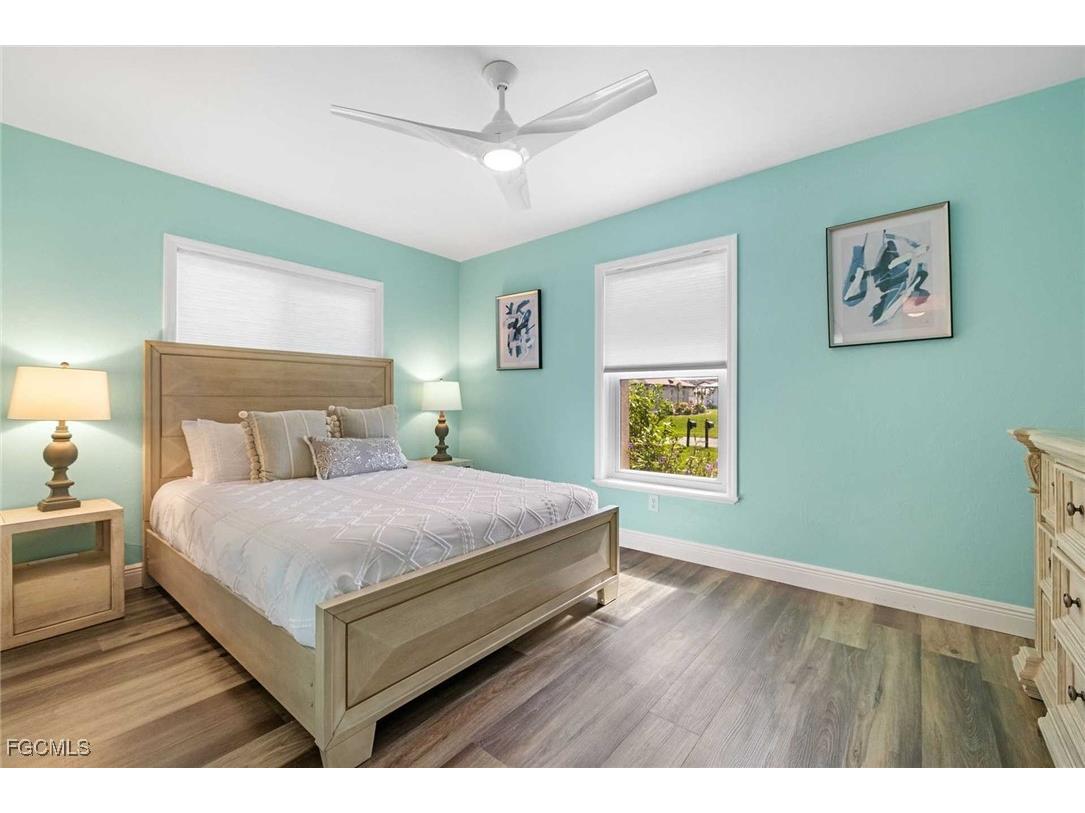 2307 SW 40th Street Cape Coral FL 33914 2025010222 image17