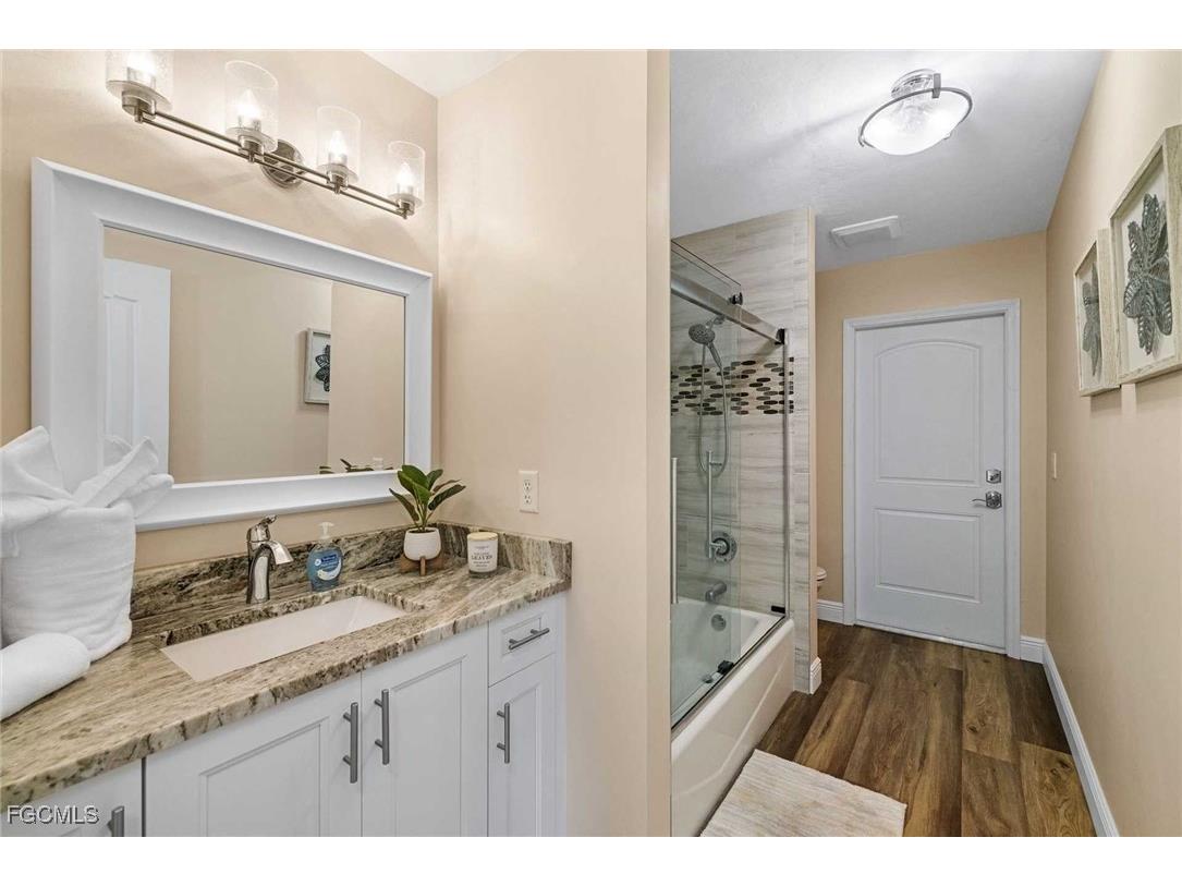 2307 SW 40th Street Cape Coral FL 33914 2025010222 image19