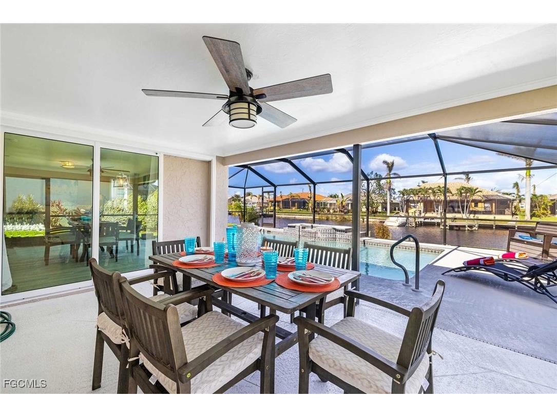 2307 SW 40th Street Cape Coral FL 33914 2025010222 image2