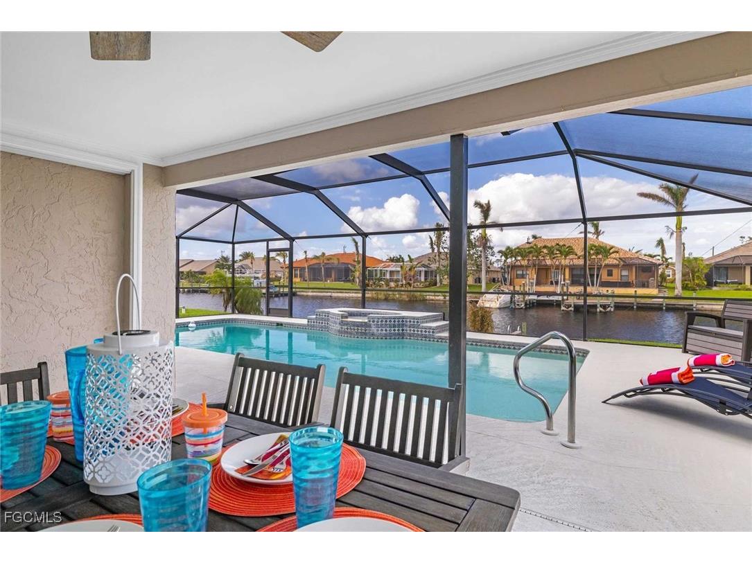 2307 SW 40th Street Cape Coral FL 33914 2025010222 image20