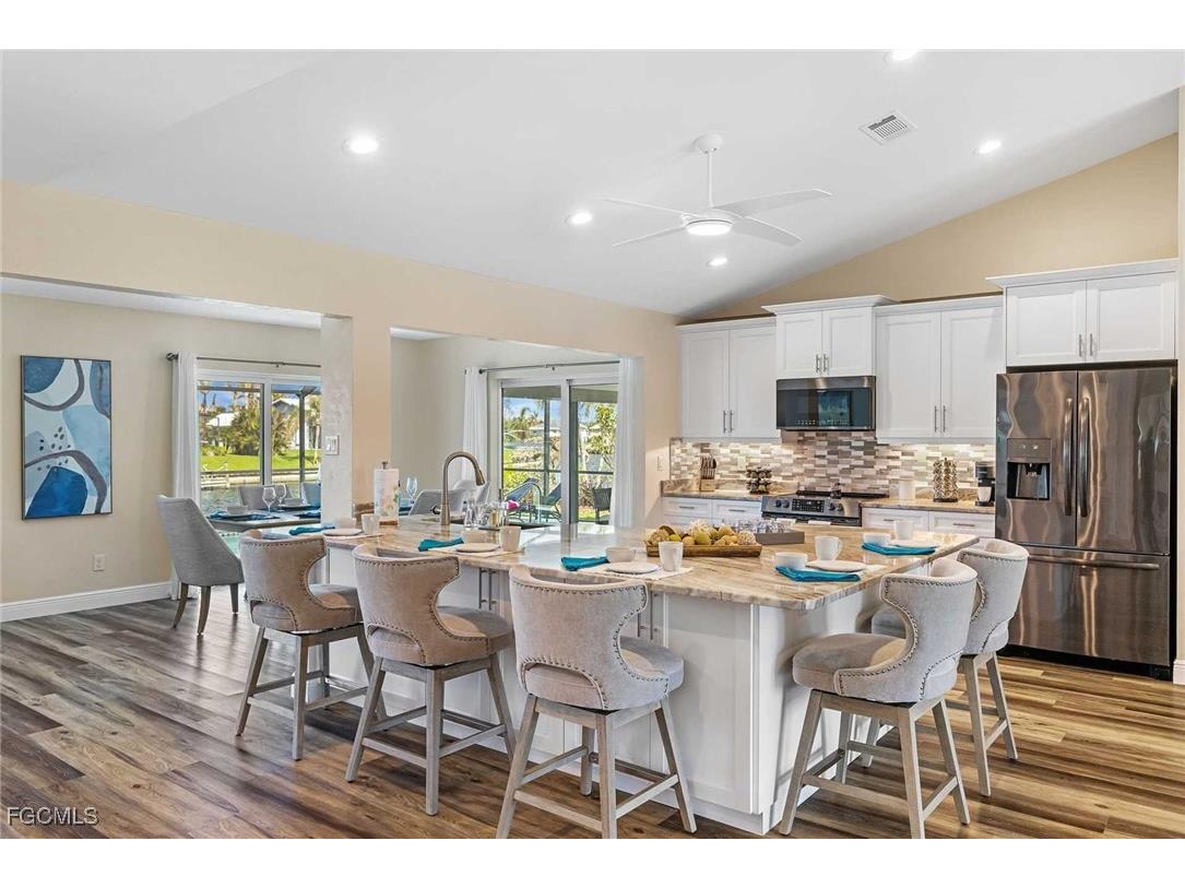 2307 SW 40th Street Cape Coral FL 33914 2025010222 image6