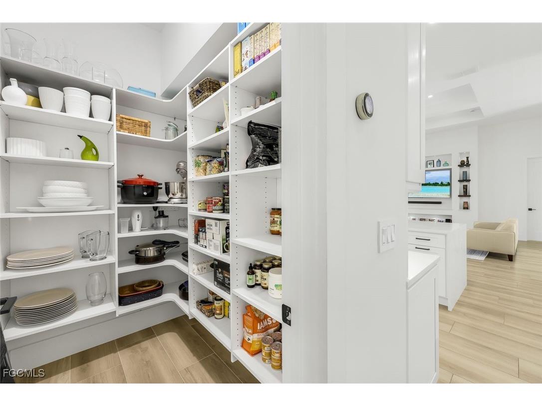 2307 SW 45th Terrace Cape Coral FL 33914 2025015094 image17