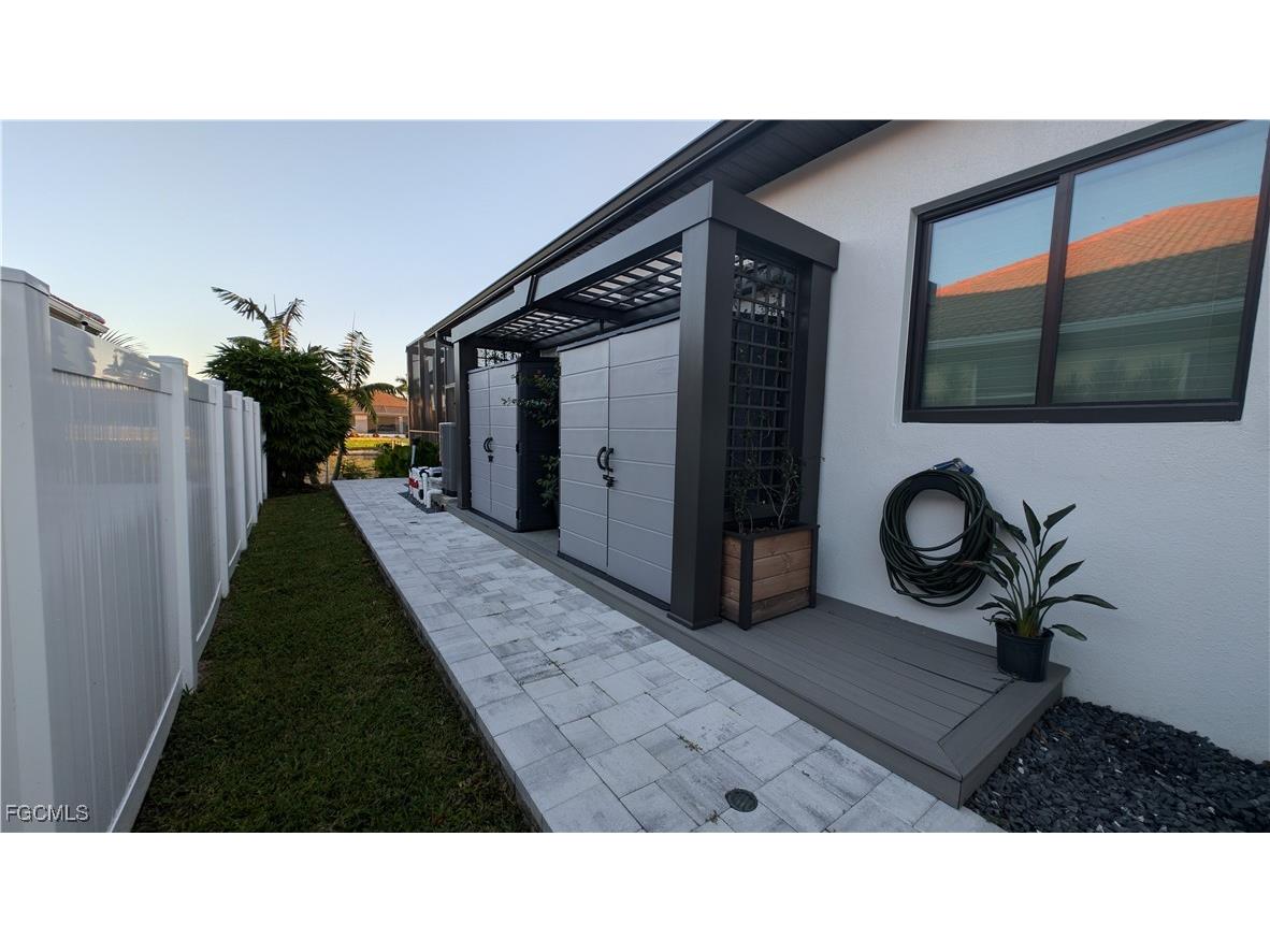 2307 SW 45th Terrace Cape Coral FL 33914 2025015094 image44