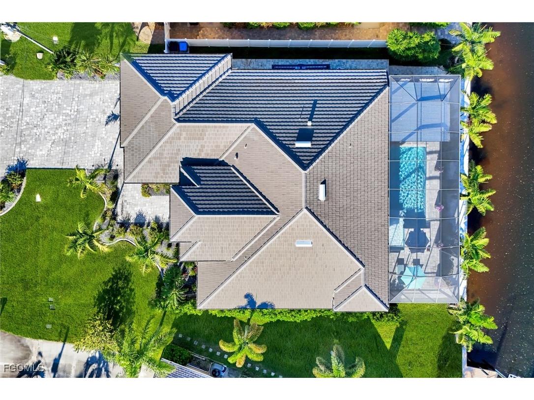 2307 SW 45th Terrace Cape Coral FL 33914 2025015094 image48