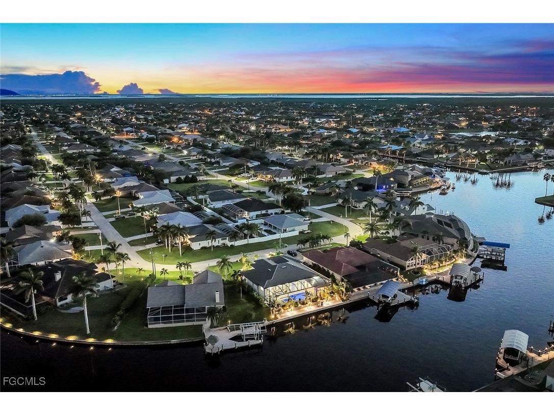 2307 SW 45th Terrace Cape Coral FL 33914 2025015094 image49