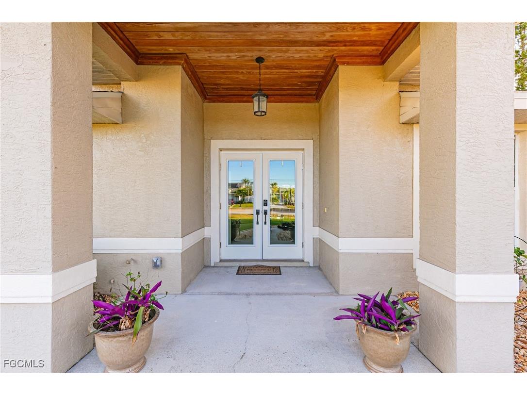 2308 Everest Parkway Cape Coral FL 33904 2026005675 image3