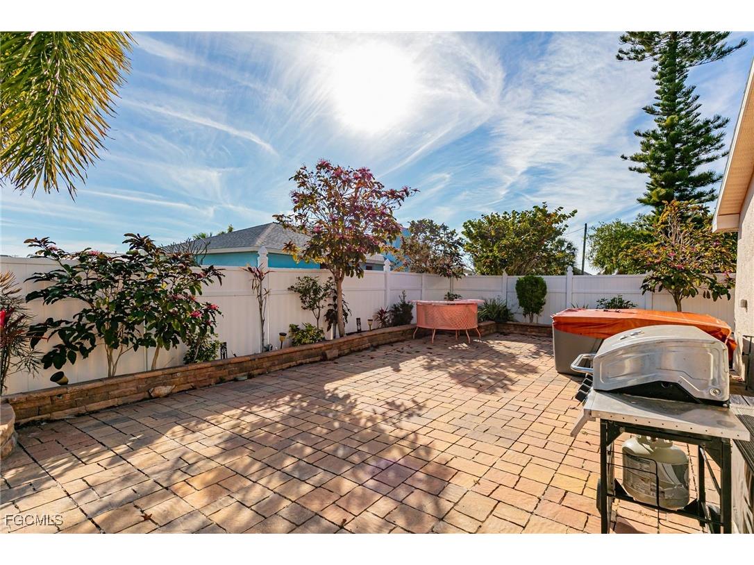 2308 Everest Parkway Cape Coral FL 33904 2026005675 image45
