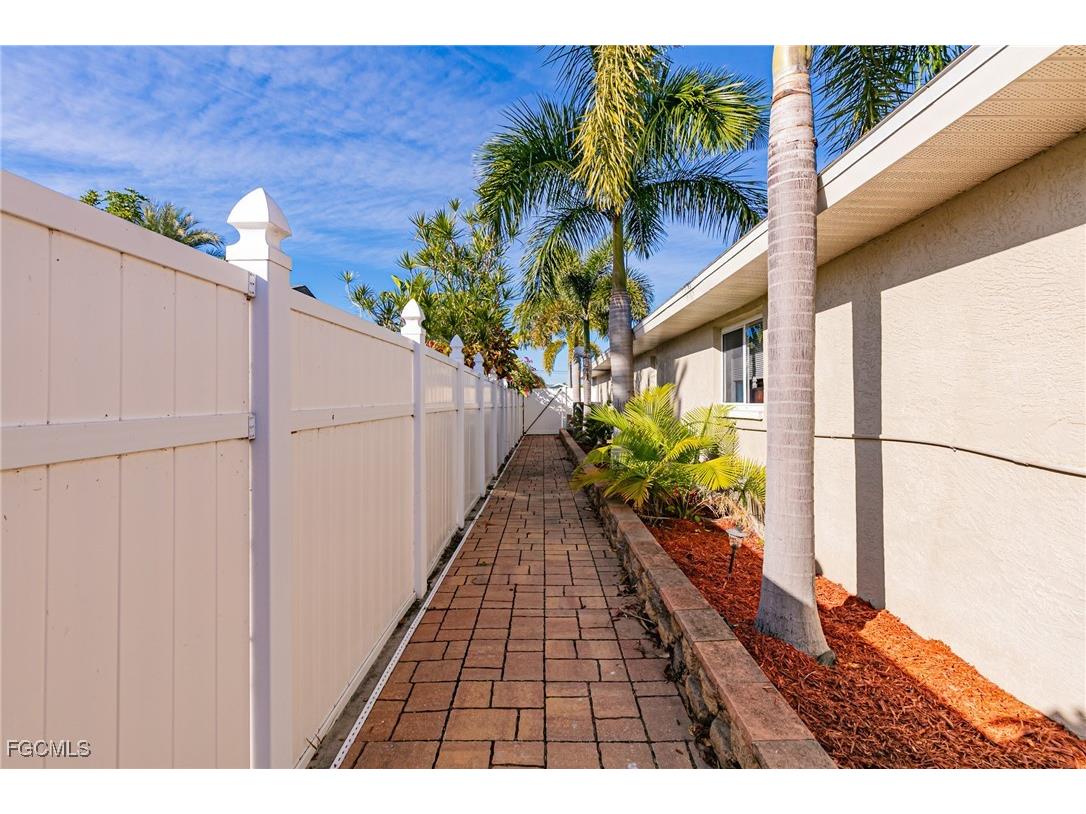 2308 Everest Parkway Cape Coral FL 33904 2026005675 image47