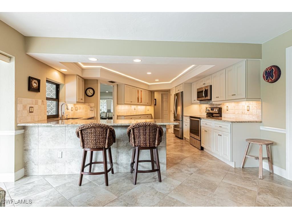 2308 Kings Lake Boulevard Naples FL 34112 225033617 image16