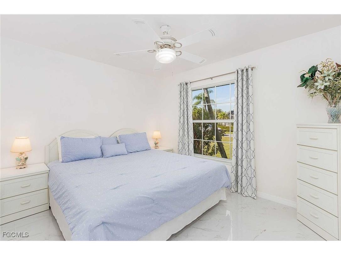 2308 SE 27th Street Cape Coral FL 33904 2025009734 image13