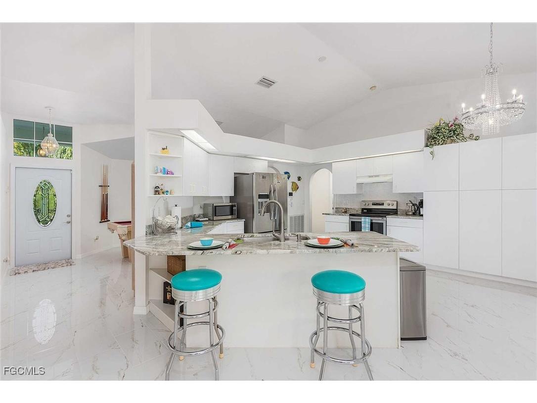 2308 SE 27th Street Cape Coral FL 33904 2025009734 image19