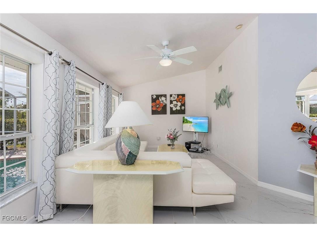 2308 SE 27th Street Cape Coral FL 33904 2025009734 image20