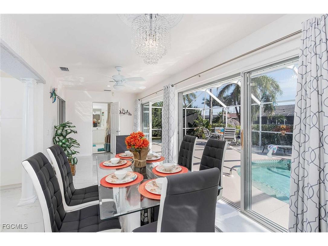 2308 SE 27th Street Cape Coral FL 33904 2025009734 image9
