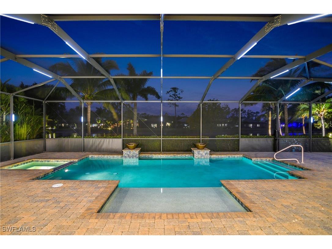 2308 Somerset Place Naples FL 34120 226004760 image1