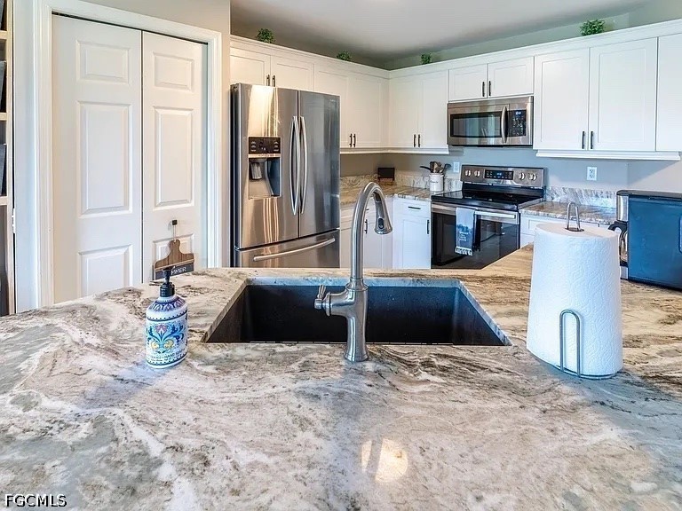 23084 Lone Oak Drive Estero FL 33928 2026014900 image10