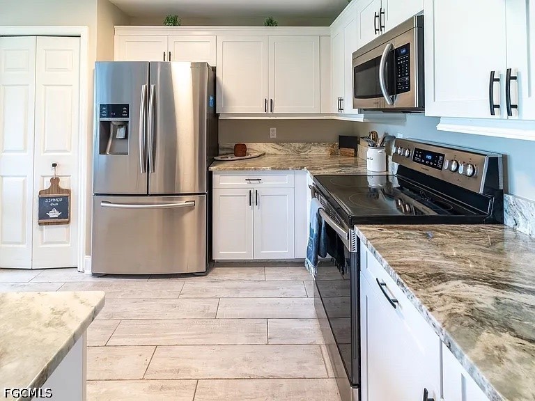 23084 Lone Oak Drive Estero FL 33928 2026014900 image9