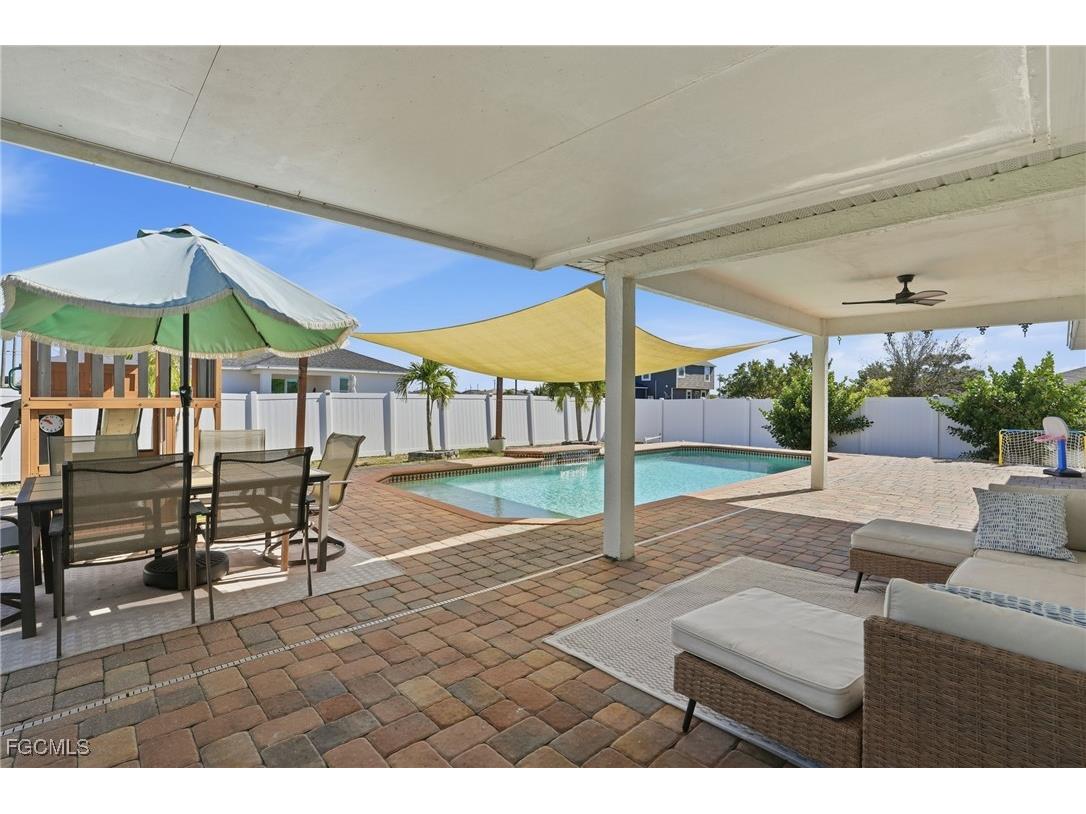 2309 NW 10th Avenue Cape Coral FL 33993 2026002263 image1