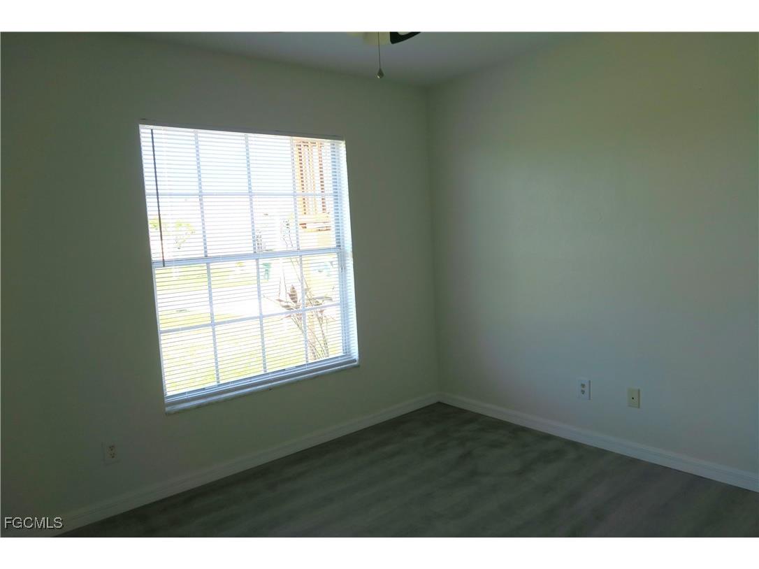 2309 SE 5th Place Cape Coral FL 33990 2025022050 image10