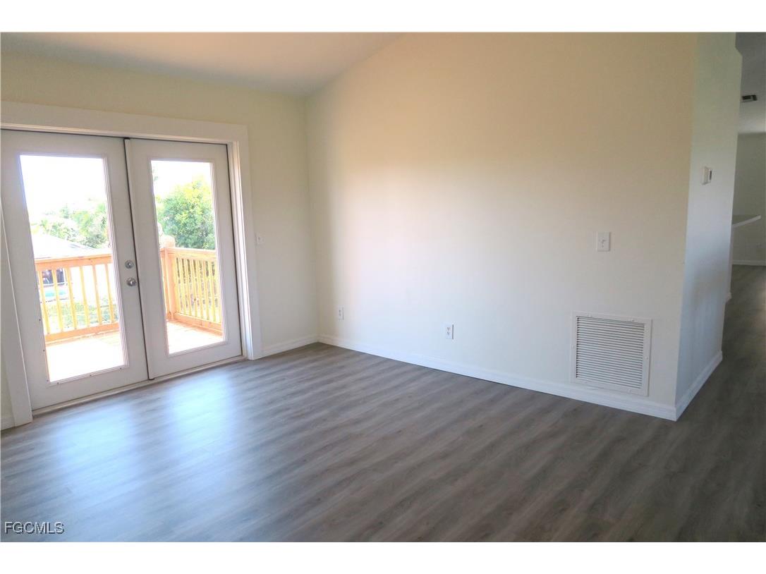 2309 SE 5th Place Cape Coral FL 33990 2025022050 image15