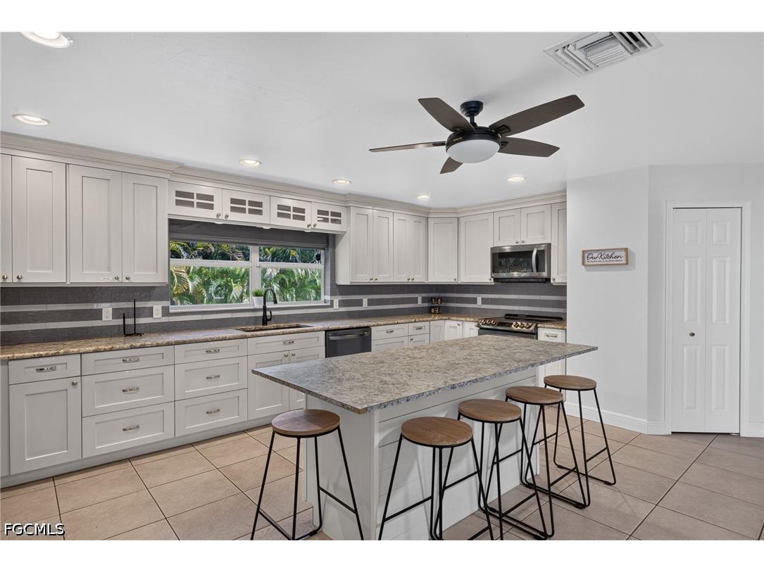 2309 SW 27th Street Cape Coral FL 33914 2026028746 image6