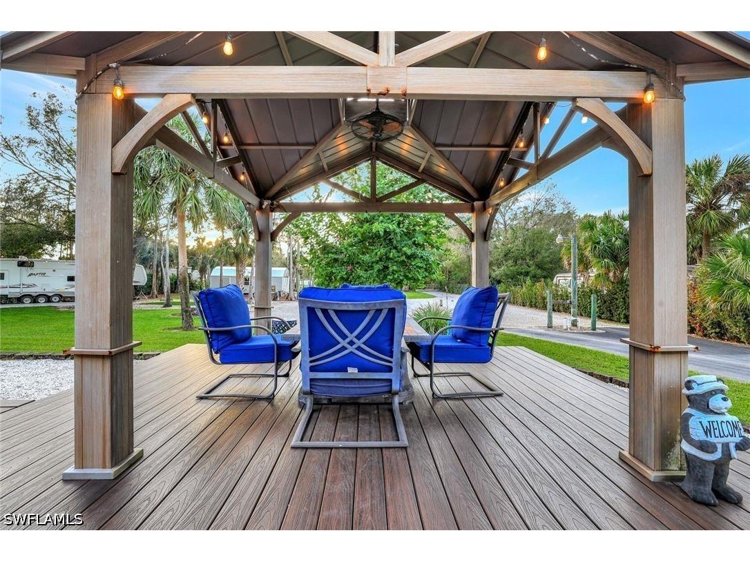231 16th Street NE Naples FL 34120 226022570 image14