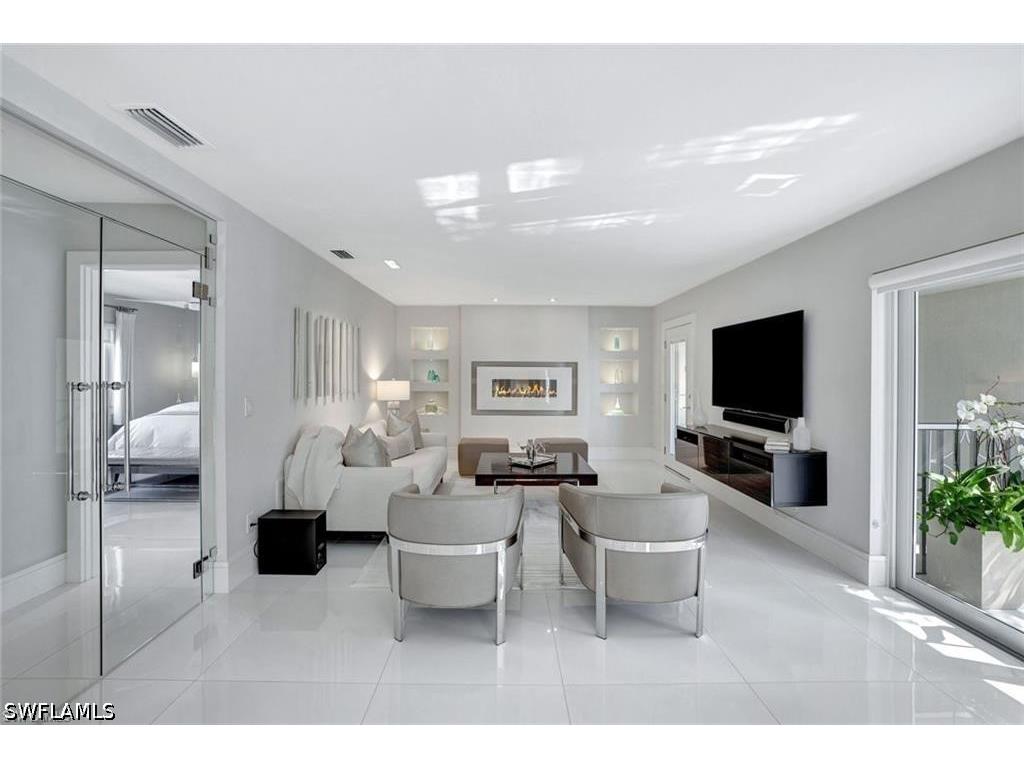 231 3rd Avenue S #231 Naples FL 34102 226017659 image8