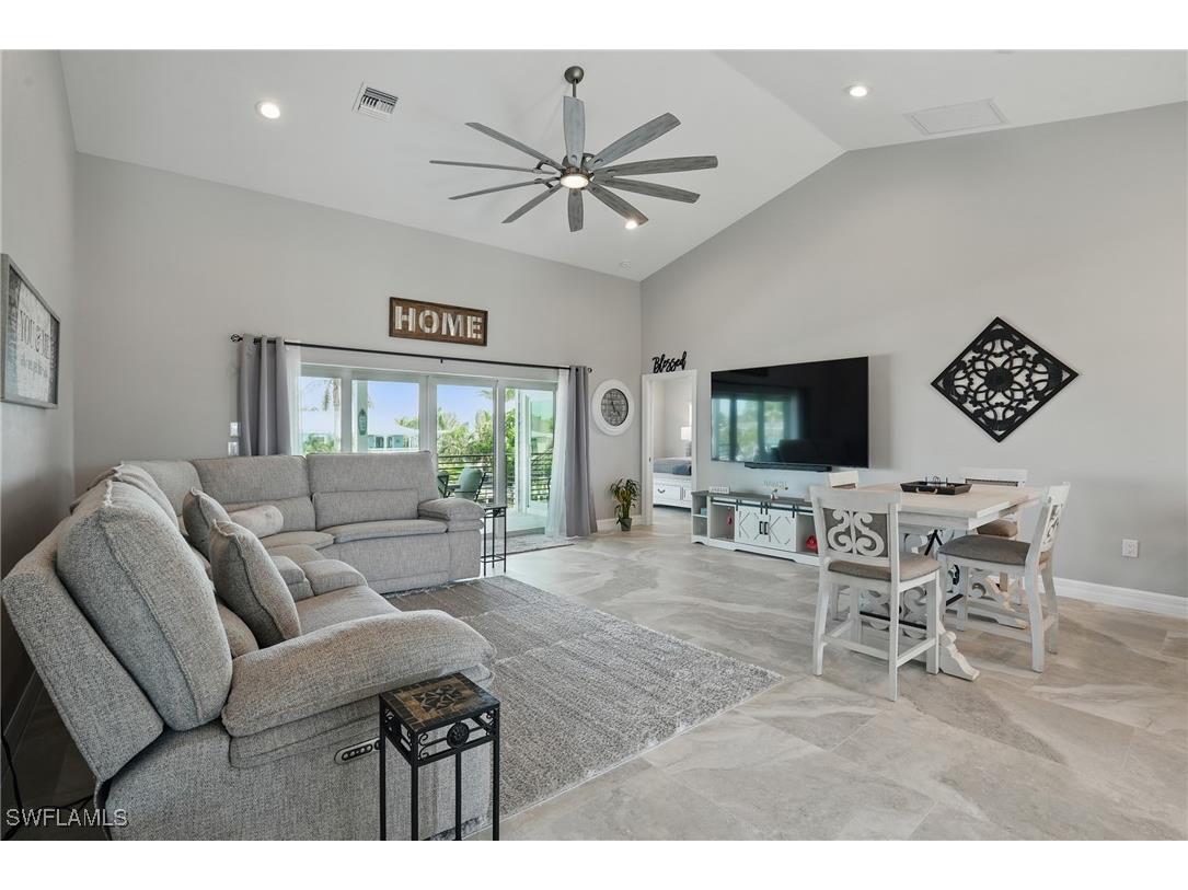 231 Flamingo Street Fort Myers Beach FL 33931 225052552 image9