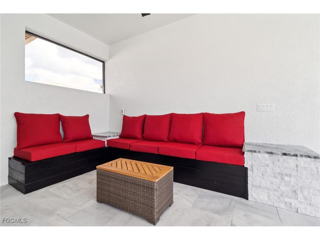 231 Gleason Parkway Cape Coral FL 33914 2025008056 image29