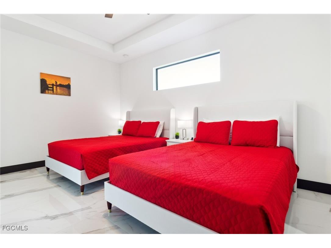 231 Gleason Parkway Cape Coral FL 33914 2025008056 image9