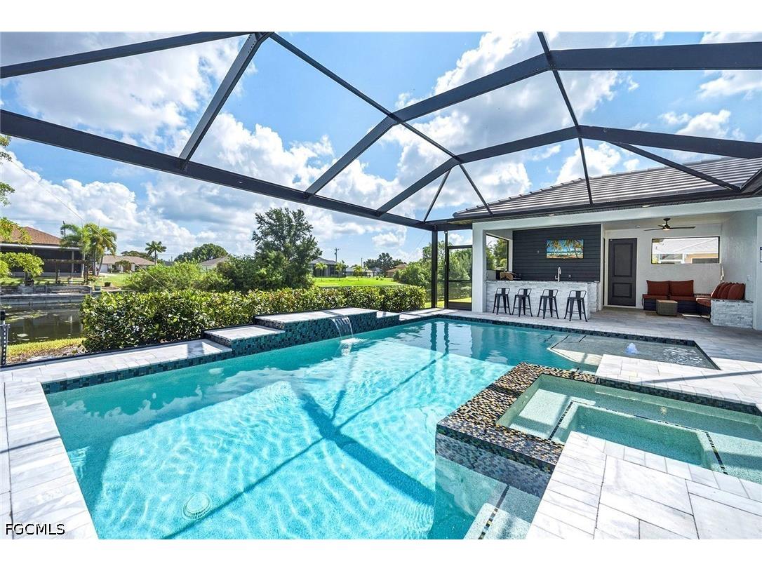 231 Gleason Parkway Cape Coral FL 33914 2026025431 image2