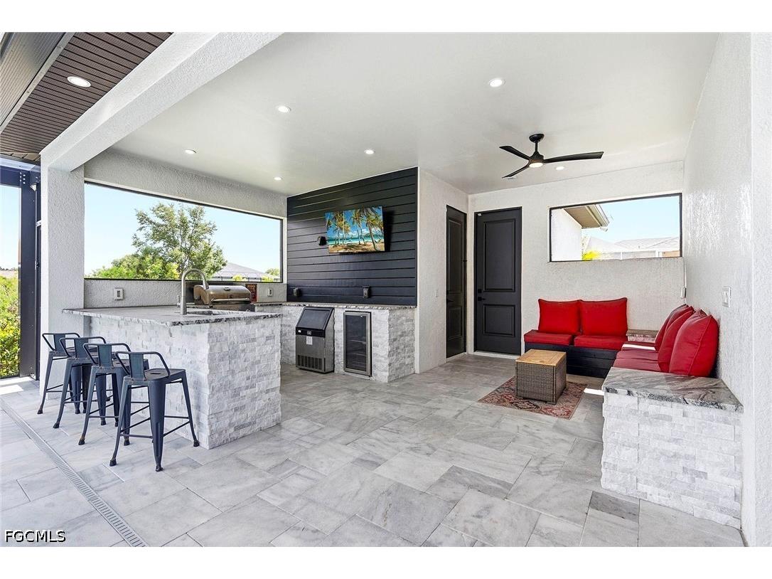 231 Gleason Parkway Cape Coral FL 33914 2026025431 image3