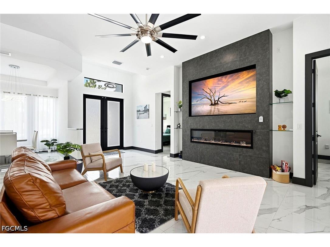 231 Gleason Parkway Cape Coral FL 33914 2026025431 image4