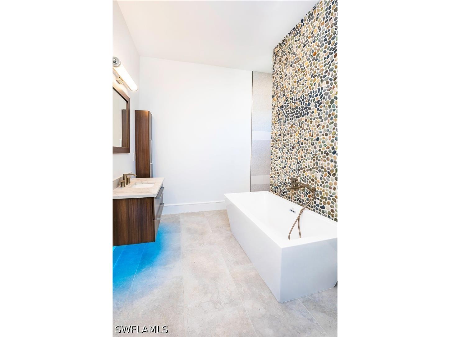 231 Legacy Court Naples FL 34110 226016100 image28