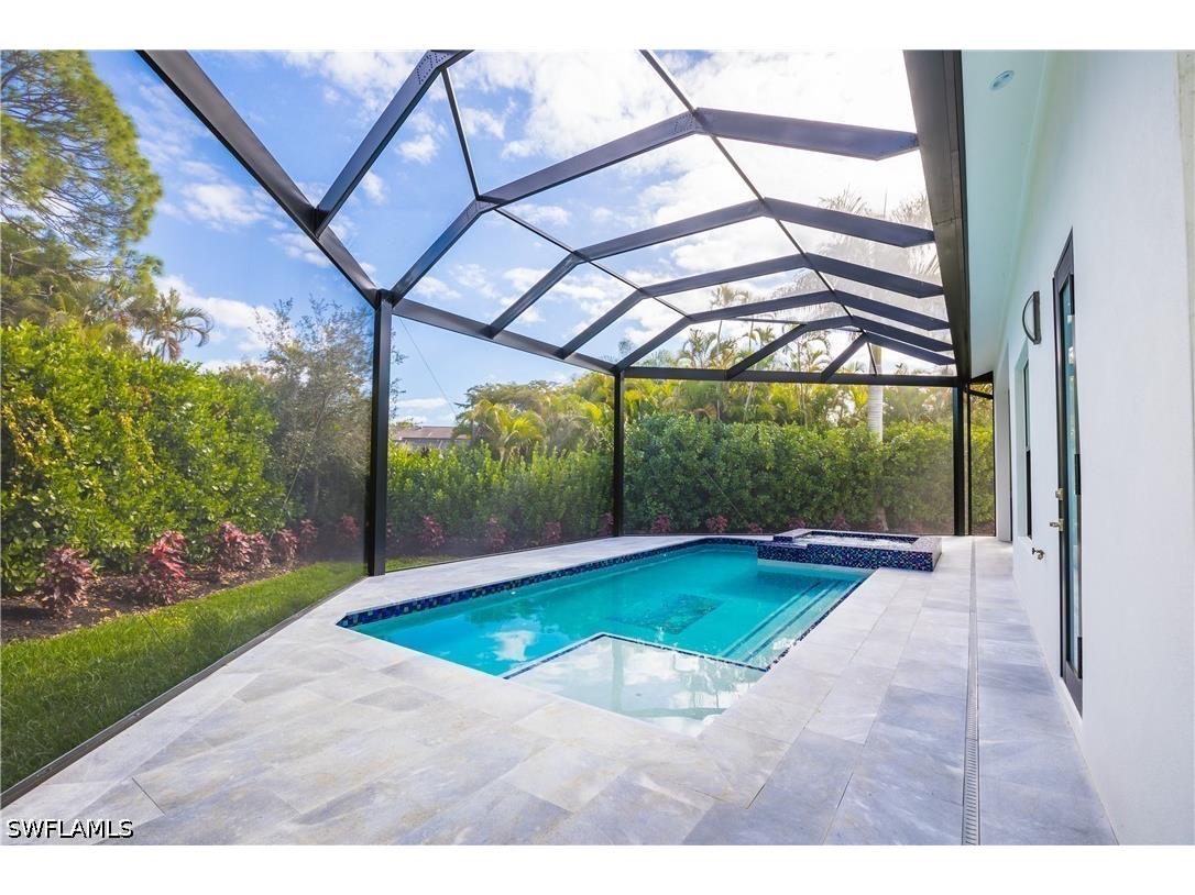 231 Legacy Court Naples FL 34110 226016100 image3