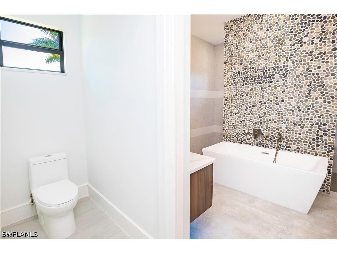 231 Legacy Court Naples FL 34110 226016100 image33