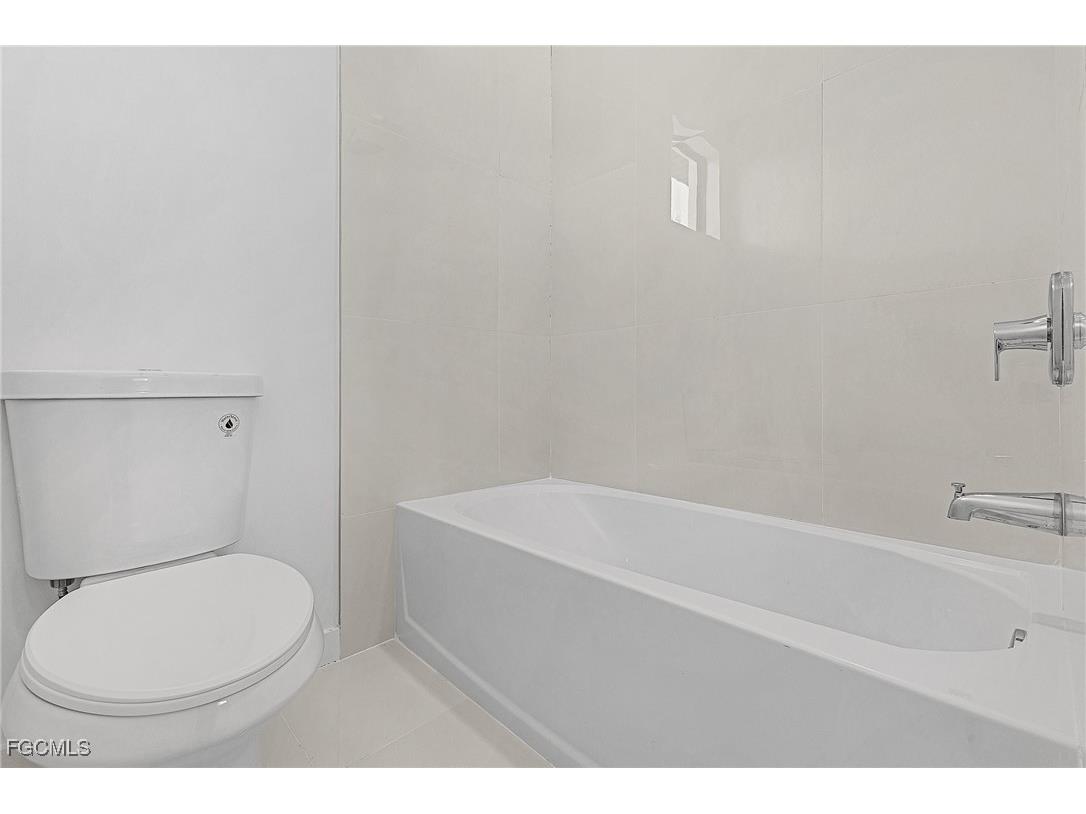 231 NW 27th Avenue Cape Coral FL 33993 2025016963 image14