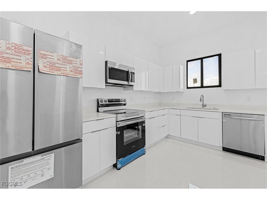 231 NW 27th Avenue Cape Coral FL 33993 2025016963 image8