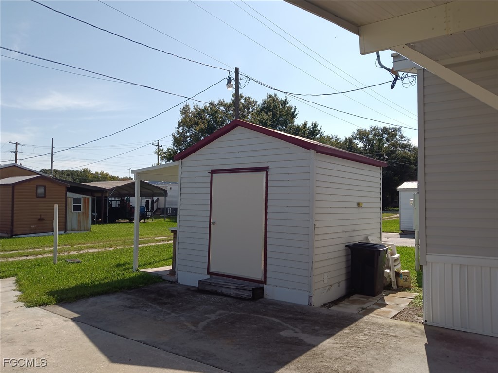 231 Palm Avenue NW Moore Haven FL 33471 2025008215 image14