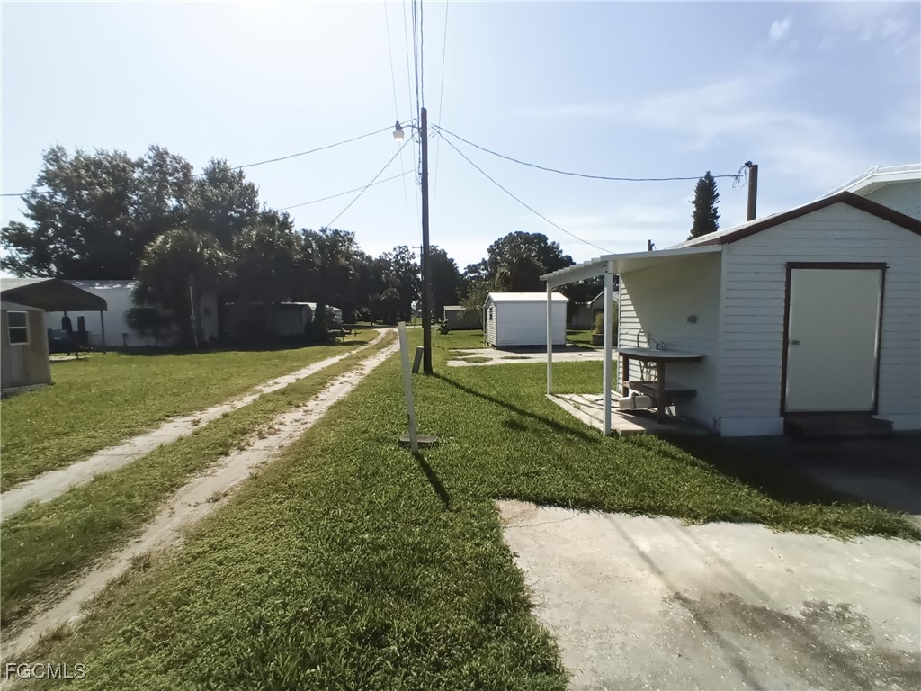 231 Palm Avenue NW Moore Haven FL 33471 2025008215 image16