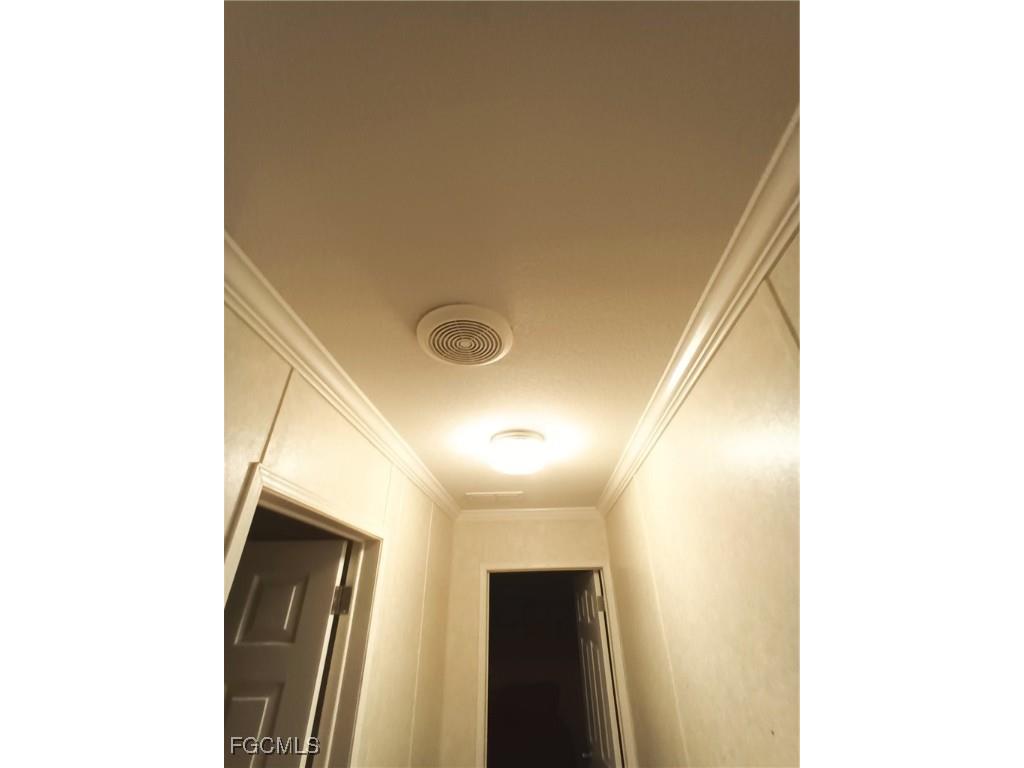 231 Palm Avenue NW Moore Haven FL 33471 2025008215 image24