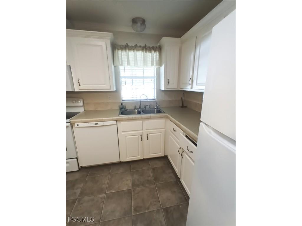 231 Palm Avenue NW Moore Haven FL 33471 2025008215 image33