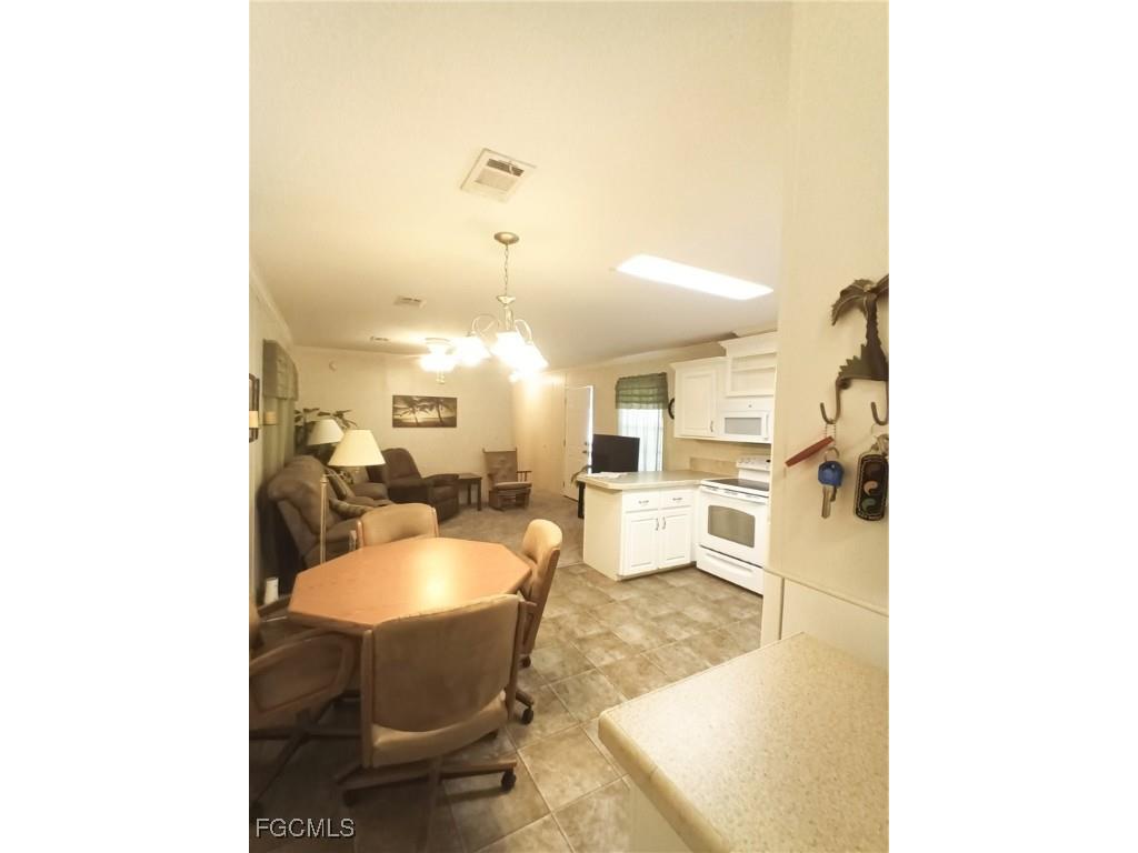 231 Palm Avenue NW Moore Haven FL 33471 2025008215 image37