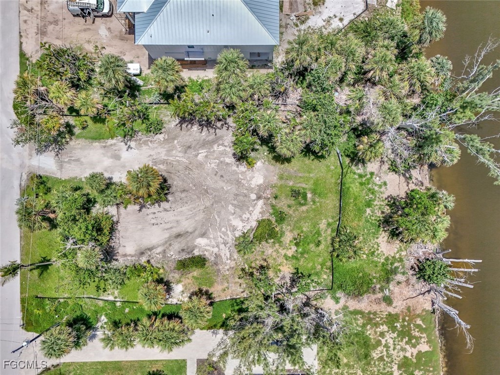 231 Palm Lake Drive Sanibel FL 33957 2025004330 image13