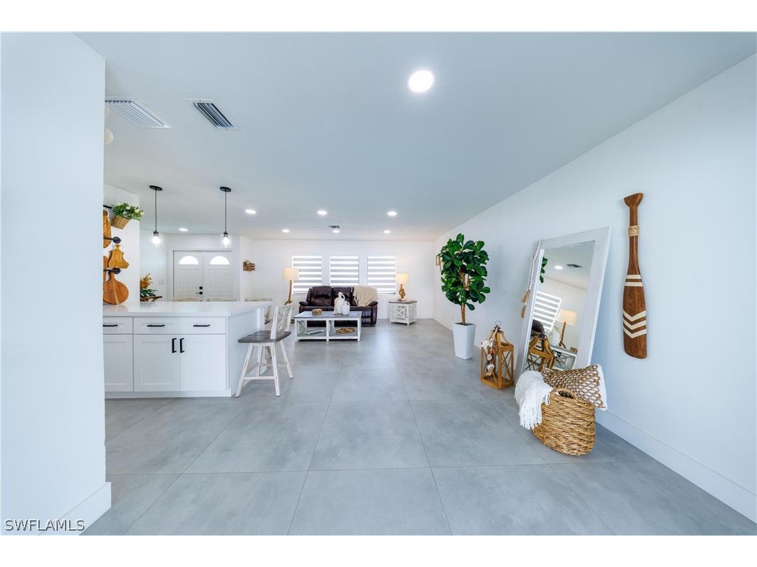 231 SE 45th Terrace Cape Coral FL 33904 226011489 image3