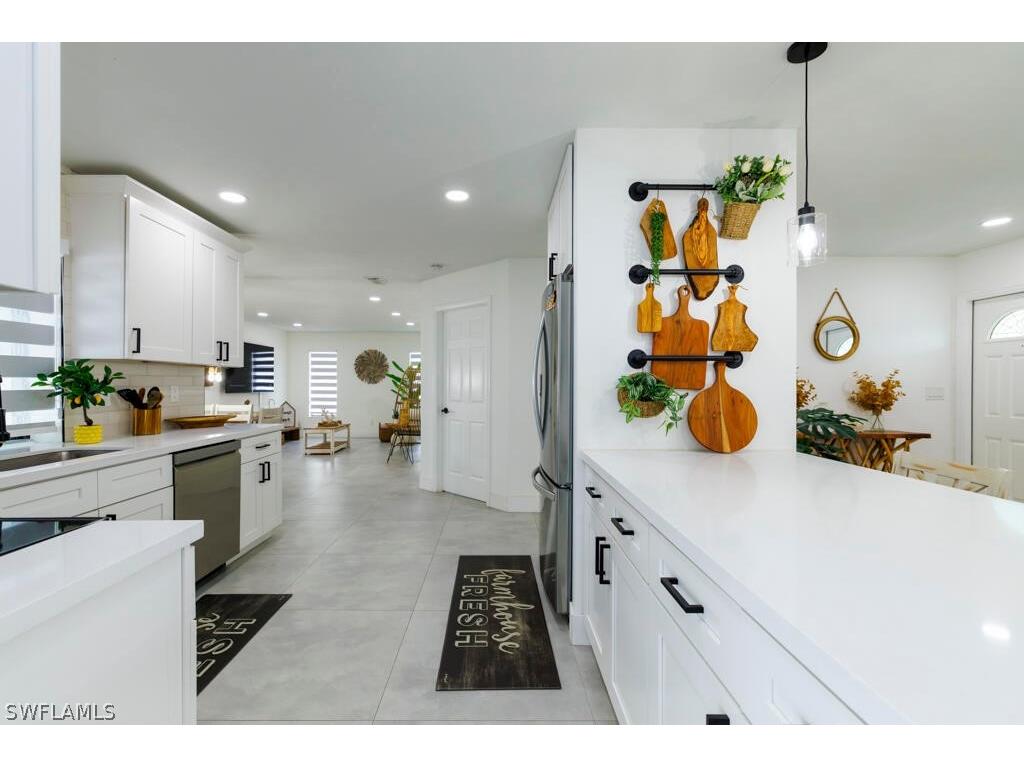 231 SE 45th Terrace Cape Coral FL 33904 226011489 image5