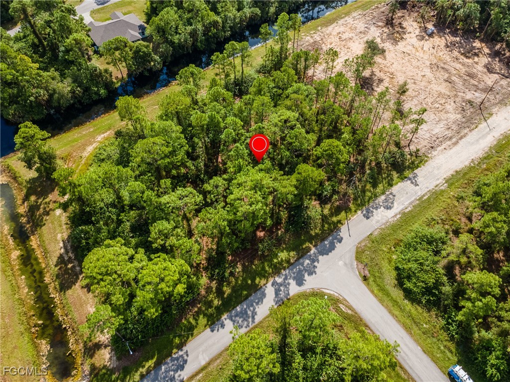 231 Thornton Avenue S Lehigh Acres FL 33974 2025012933 image10